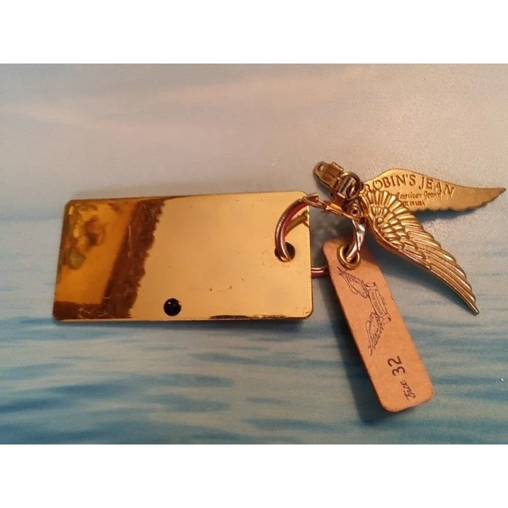 Men's Gold Tone Metal Robin's Jeans Angel Wings Keychain & Bar Tag Only No Jeans